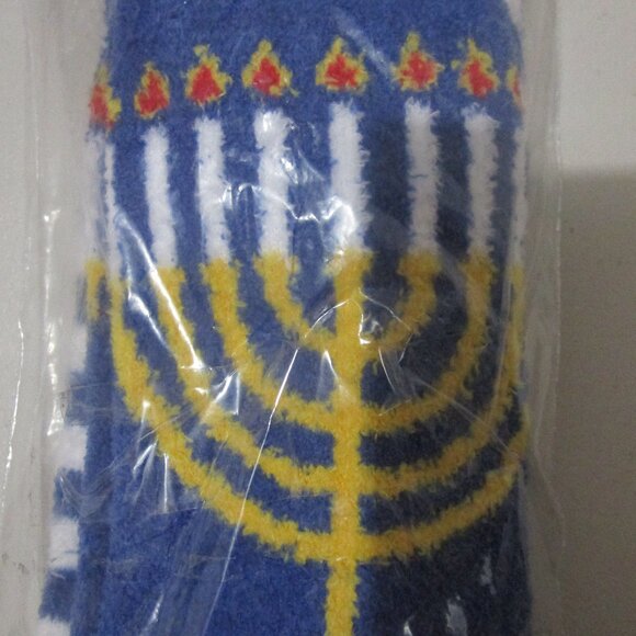 Charter Club Women's 2-Pack Fuzzy Butter Socks Hanukkah, menorah One Size NWT - Picture 4 of 8